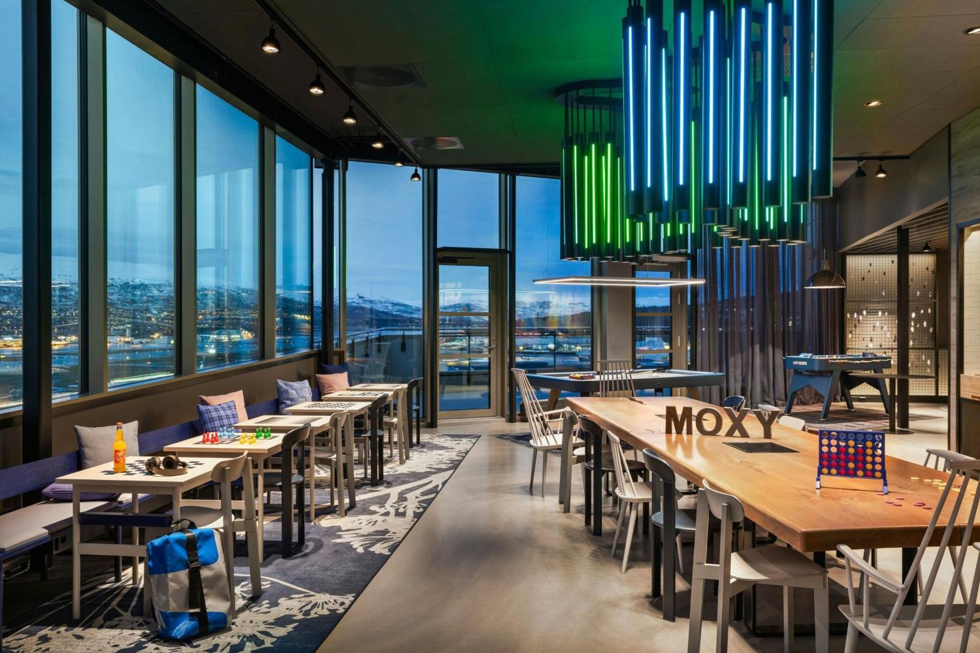 Moxy Tromso Hotel Exterior foto